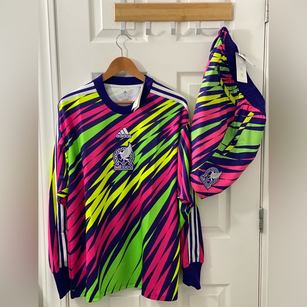 NWT ADIDAS MEXICO ICON GOALKEEPER JERSEY Men's Jorge Campos Tribute  2022 Medium